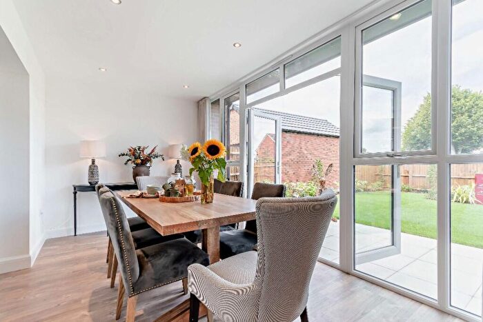 4 Bedroom Detached House For Sale In Kendall Lane, Semington, Wiltshire, BA14