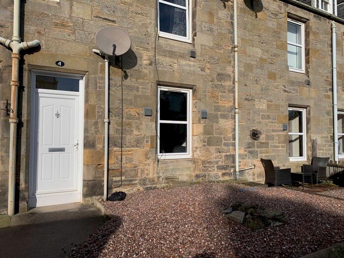 2 Bedroom Flat To Rent In Innerbridge Street, Guardbridge, Fife, KY16
