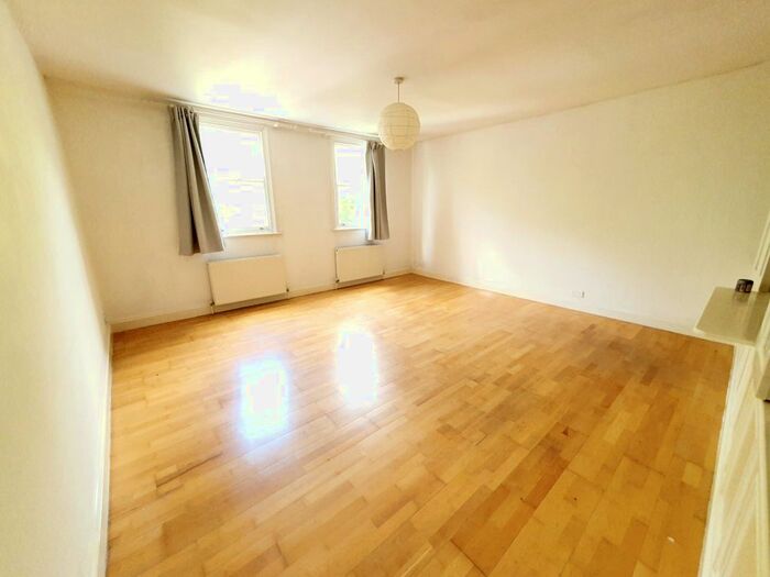 1 Bedroom Flat To Rent In Mildmay Grove South, London, N1