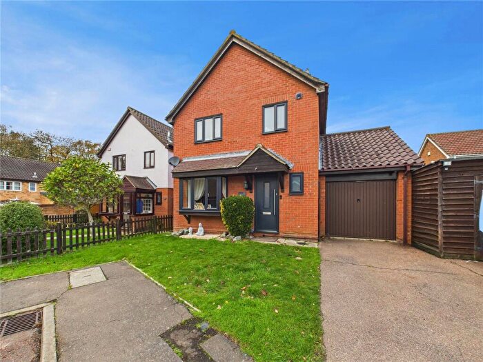 3 Bedroom Detached House For Sale In Hurrell Down, Highwoods, Colchester, CO4