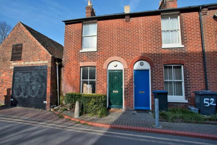 2 Bedroom Property To Rent In Black Griffin Lane, Canterbury, CT1
