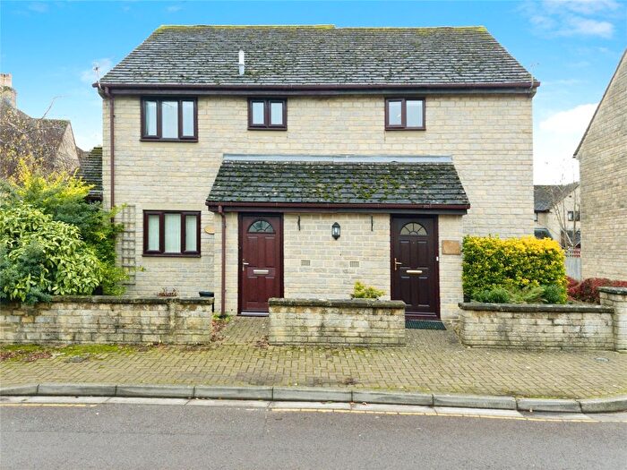 3 Bedroom Semi Detached House For Sale In Priory Close, Cirencester, GL7