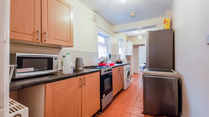 1 Bedroom Terraced House To Rent In Winnie Road, Selly Oak, Birmingham, B29