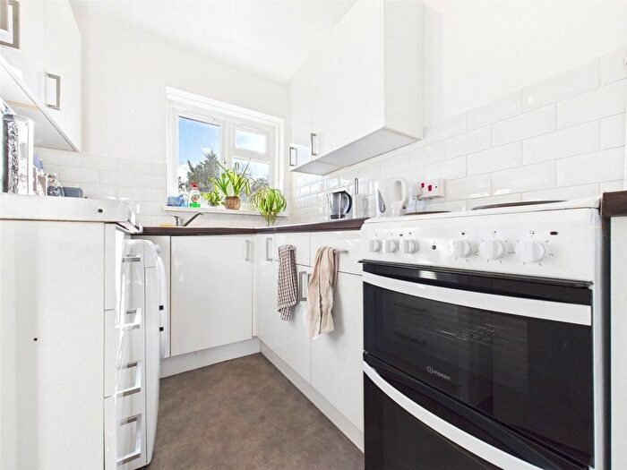 1 Bedroom Flat To Rent In Beatty Avenue, Brighton, East Sussex, BN1