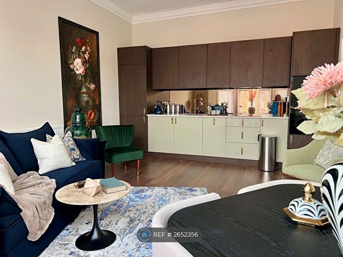 1 Bedroom Flat To Rent In Croxteth Road, Sefton Park, Lark Lane, L8