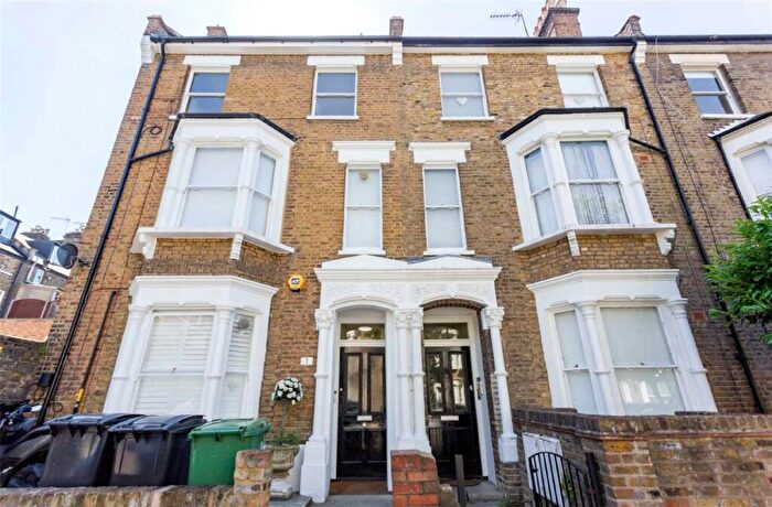 2 Bedroom Flat For Sale In Roderick Road Hampstead, NW3