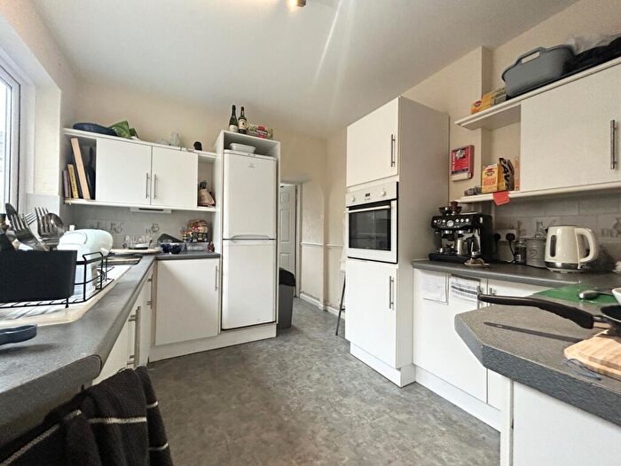 4 Bedroom Terraced House To Rent In Spencer Street, Cathays, CF24