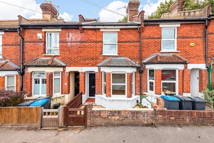 2 Bedroom Terraced House For Sale In Riddlesdown Road, Purley, CR8