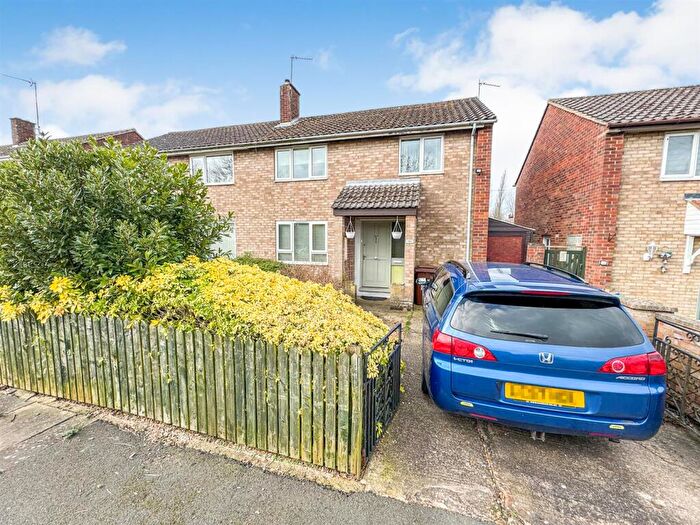 3 Bedroom Semi Detached House For Sale In Glastonbury Road, Corby, NN18