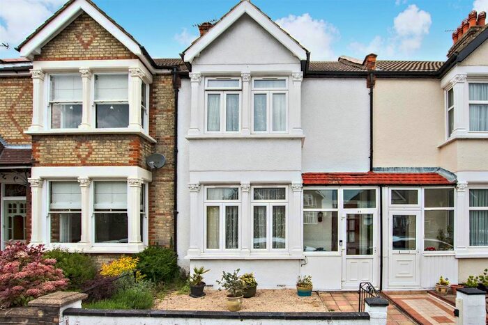 4 Bedroom Terraced House To Rent In Shepherds Lane, Dartford, DA1