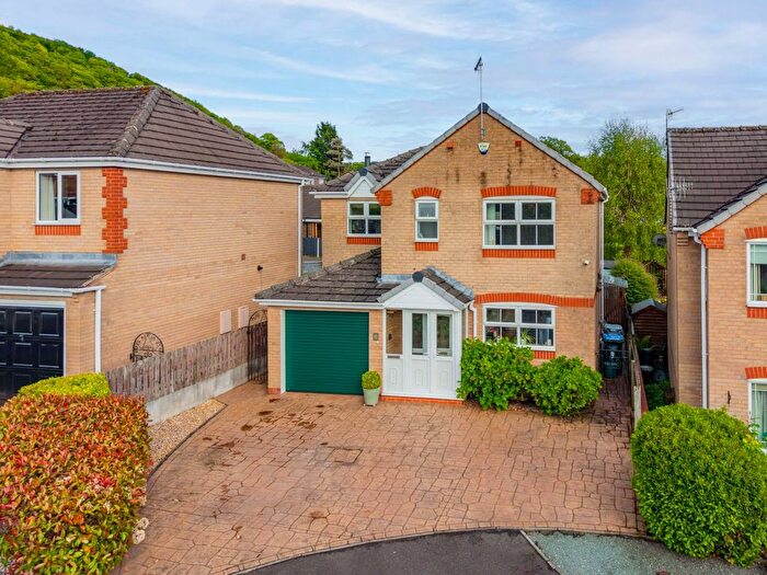 4 Bedroom Detached House For Sale In Bowler Road, Darley Dale, DE4