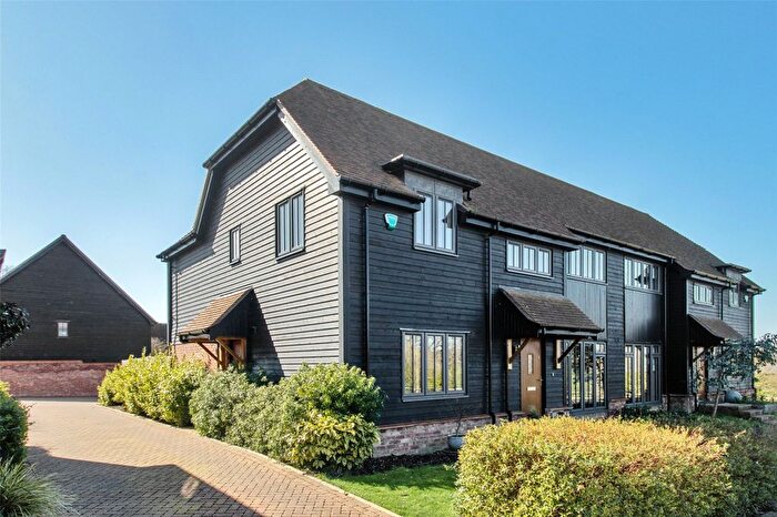 4 Bedroom Semi Detached House For Sale In Fullers Way, Biddenden, Ashford, Kent, TN27