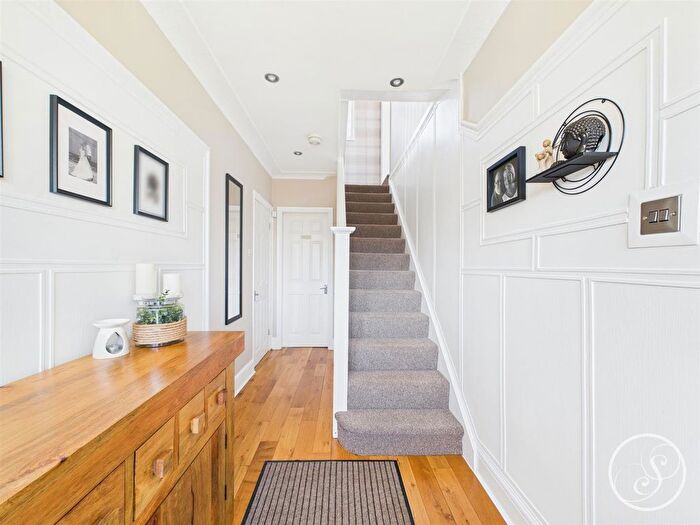 4 Bedroom Detached House For Sale In Selby Road, Leeds, LS15