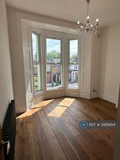 2 Bedroom Flat To Rent In Woolwich, London, SE18