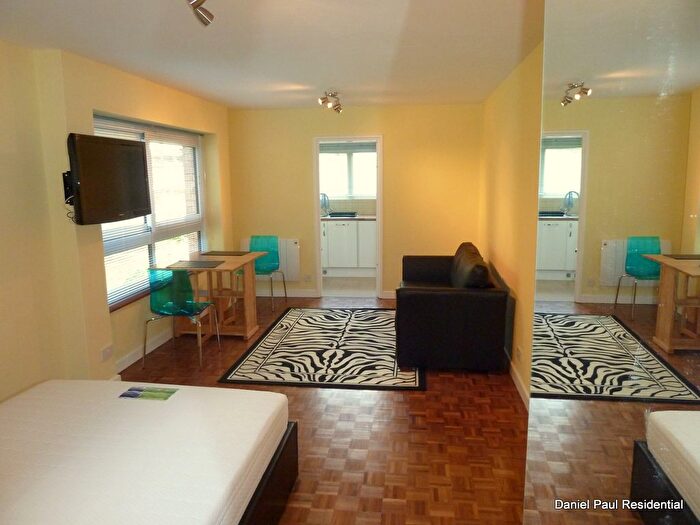 Studio To Rent In Cleveland Road, West Ealing, W13