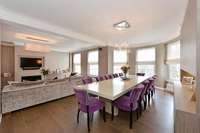 3 Bedroom Apartment To Rent In South Lodge, Circus Road, London, NW8