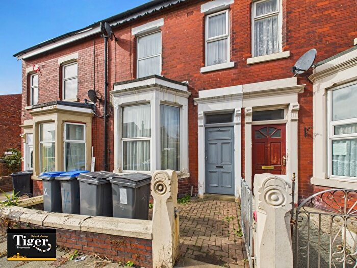 1 Bedroom Flat To Rent In Myrtle Avenue, Blackpool, FY3