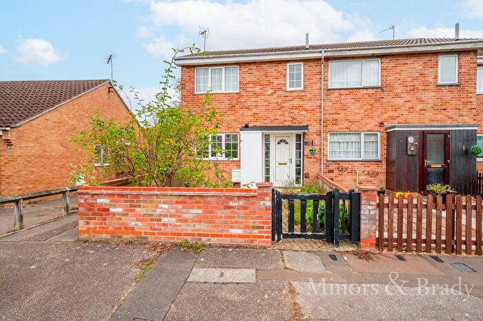 3 Bedroom End Of Terrace House To Rent In Holst Close, Lowestoft, NR33