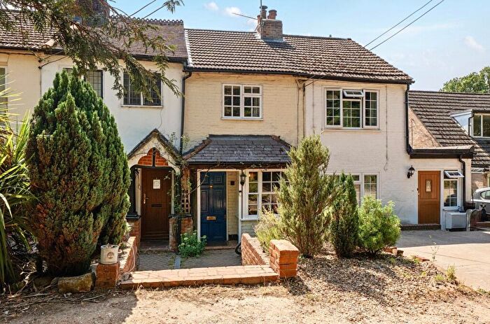 2 Bedroom Terraced House For Sale In Upper Pinewood Road, Ash, Aldershot, Surrey, GU12