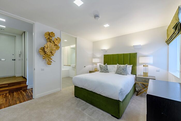 2 Bedroom Flat To Rent In Fulham Road, London, SW3