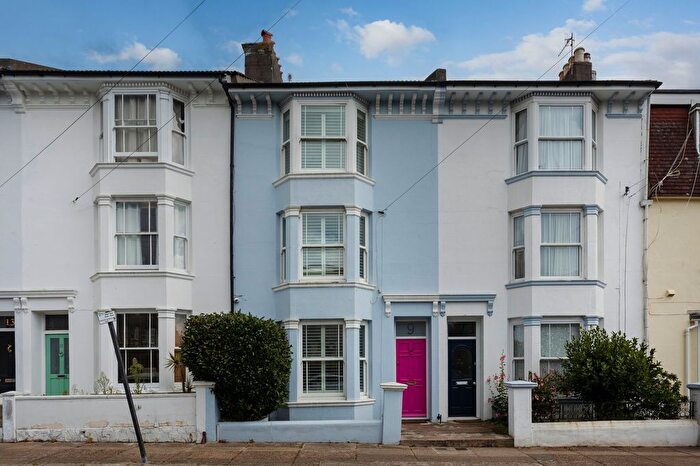 4 Bedroom Terraced House For Sale In Lorna Road, Hove, BN3