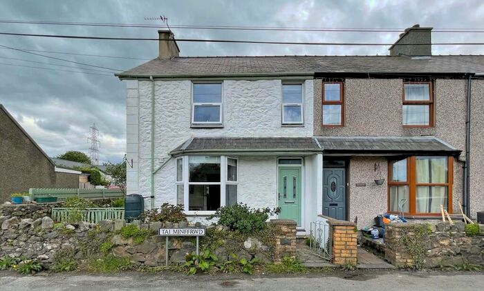 3 Bedroom End Of Terrace House For Sale In Ceunant, Caernarfon, Gwynedd, LL55