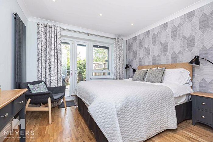 3 Bedroom Town House To Rent In The Meridians, Christchurch, BH23