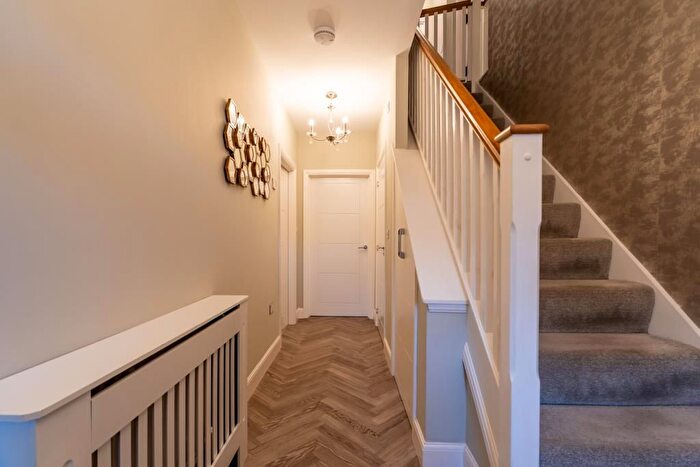 4 Bedroom Detached House For Sale In Summerhouse Drive, Sheffield, S8