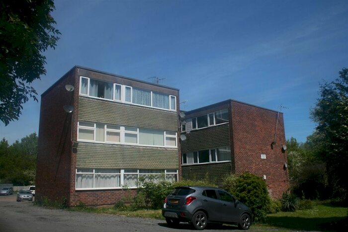 2 Bedroom Flat To Rent In Braemar Close, Coventry, CV2