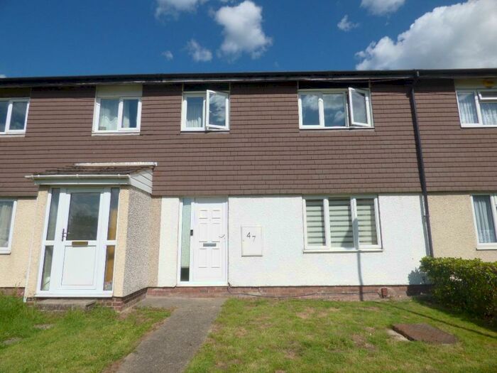 3 Bedroom Terraced House To Rent In Wilsner, Pitsea, SS13