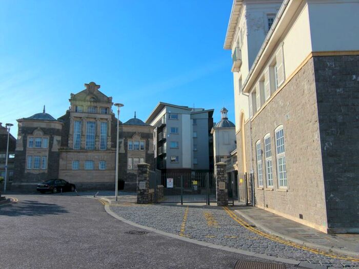 1 Bedroom Flat To Rent In Knightstone Beacon, Knightstone Causeway, Weston-super-Mare, BS23