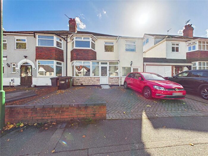 4 Bedroom Semi Detached House For Sale In Cropthorne Road, Shirley, Solihull, West Midlands, B90