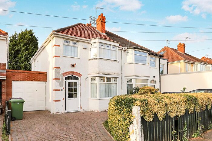 3 Bedroom Semi-Detached House For Sale In Beech Road, Oxley, Wolverhampton, WV10