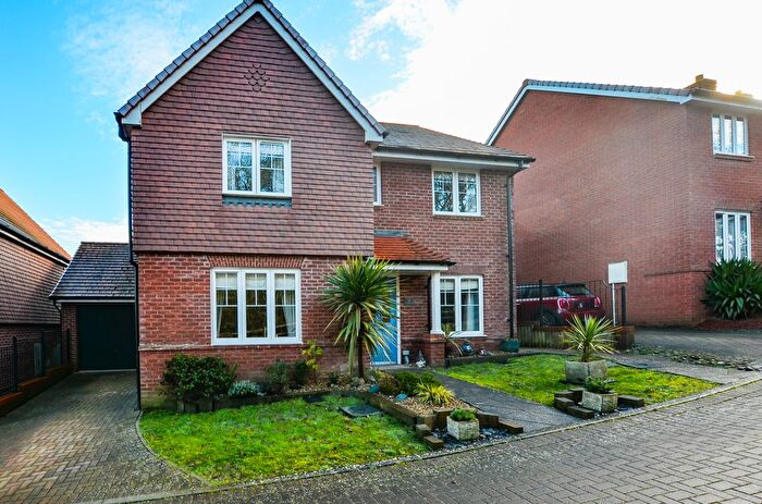 4 Bedroom Detached House For Sale In Lessing Lane, Pevensey, BN24