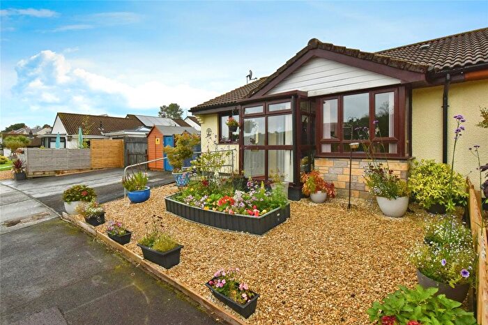 2 Bedroom Bungalow For Sale In Golwg Y Cwm, Cwmgors, Ammanford, Neath Port Talbot, SA18