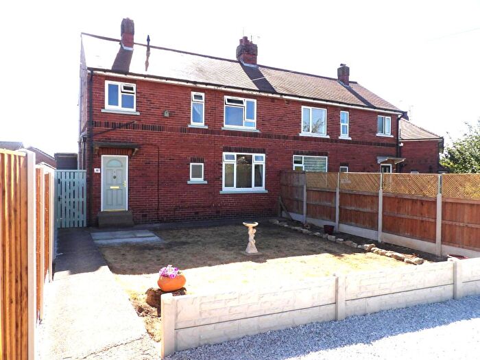 3 Bedroom Semi Detached House To Rent In Castle Hills Road, Doncaster, DN5