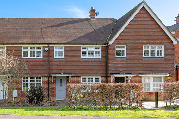 3 Bedroom Terraced House For Sale In Netherne On The Hill, CR5