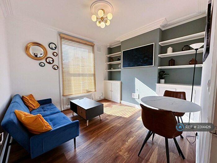 1 Bedroom Flat To Rent In Chapter Road, London, SE17