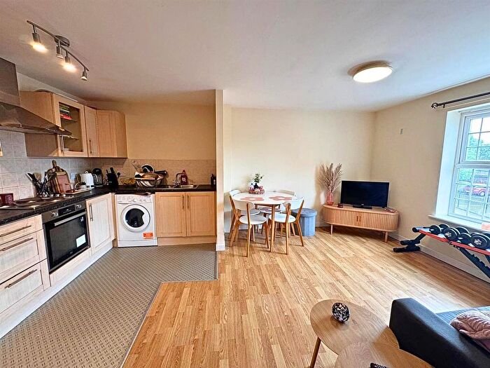 2 Bedroom Flat For Sale In Sobraon Heights, Cambrai Close, Lincoln, LN1