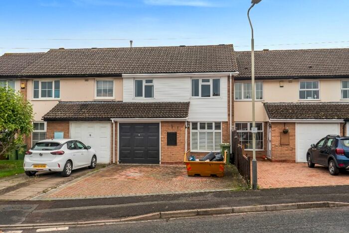 3 Bedroom Terraced House To Rent In Springbank Way, Cheltenham, GL51