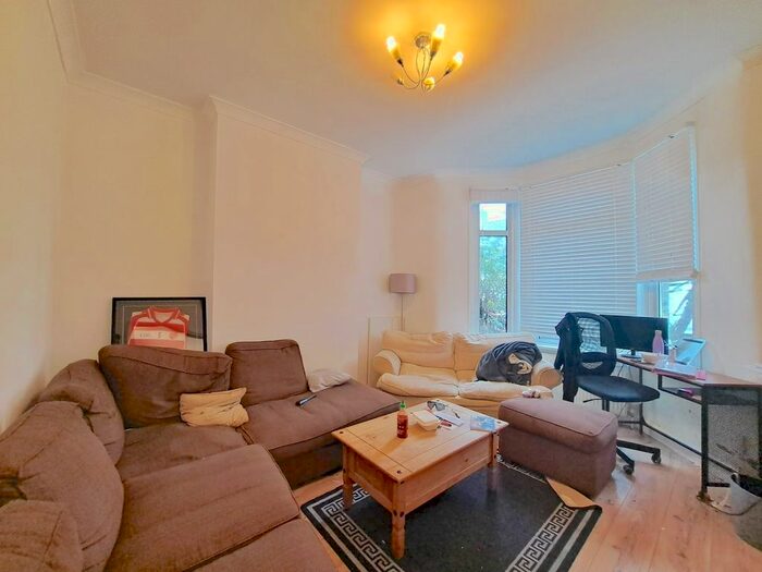 4 Bedroom Terraced House To Rent In Selkirk Road, London, SW17