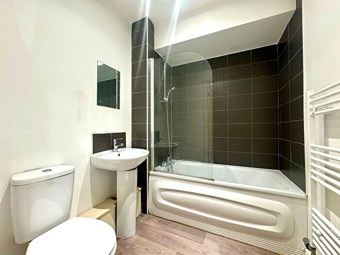 1 Bedroom Flat To Rent In Paxton Street, Stoke-On-Trent, ST1