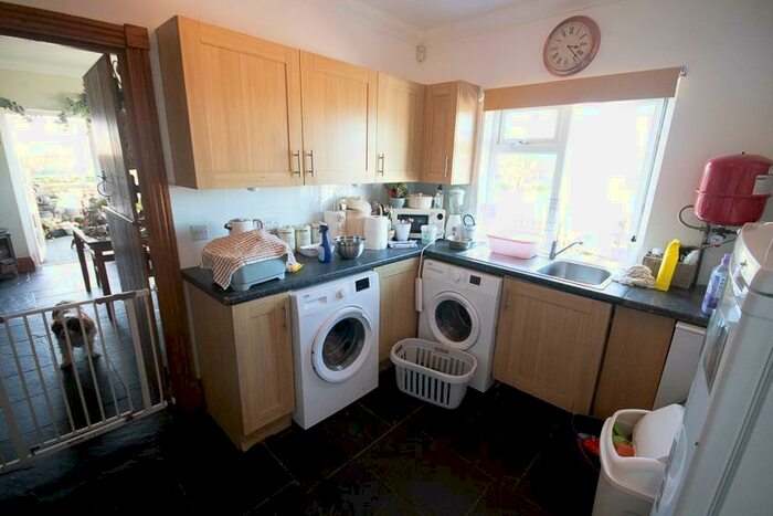 5 Bedroom Smallholding For Sale In Llanarthney, Nr Carmarthen, SA32