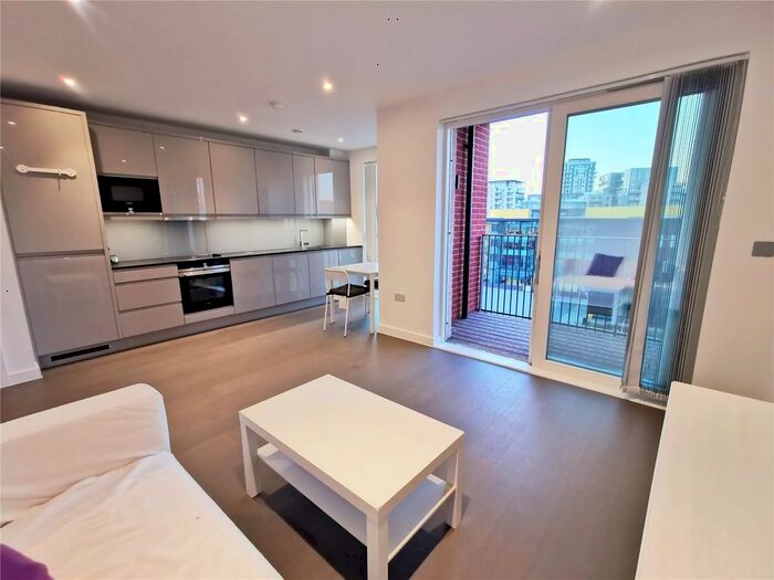 Studio To Rent In Serenity House, Colindale, NW9