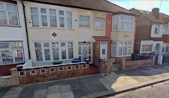 4 Bedroom Terraced House To Rent In Chichester Road, London, N9