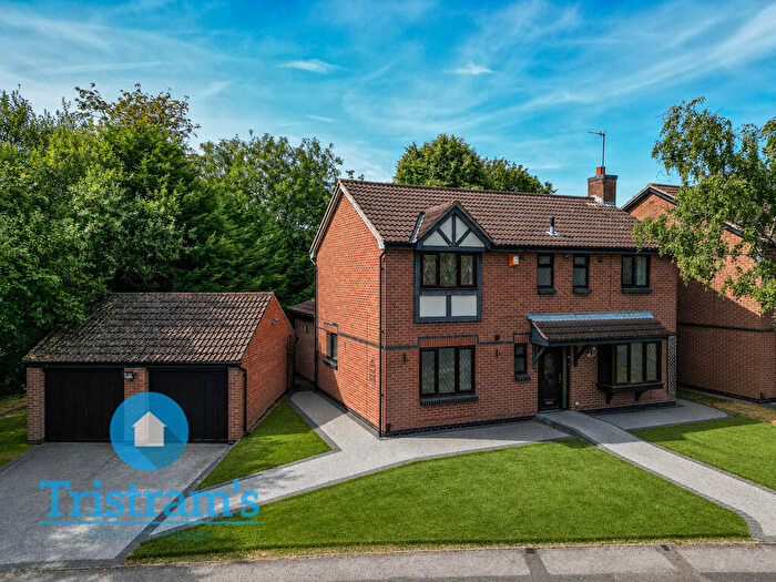 5 Bedroom Detached House For Sale In Lambourne Drive, Wollaton, NG8
