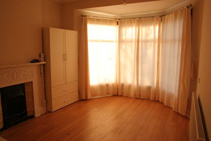 4 Bedroom End Terrace House To Rent In Southfield Road, Middlesbrough, Cleveland, TS1