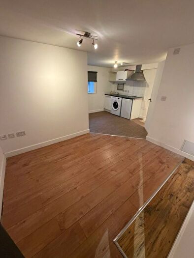 1 Bedroom Studio To Rent In Bath Street, Huddersfield, HD1