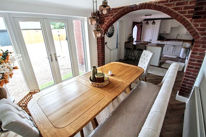 3 Bedroom Bungalow For Sale In Hadley Park Road, Leegomery, Telford, TF1