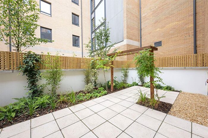 3 Bedroom Mews For Sale In Portobello Square, Cantle Mews, London, W10
